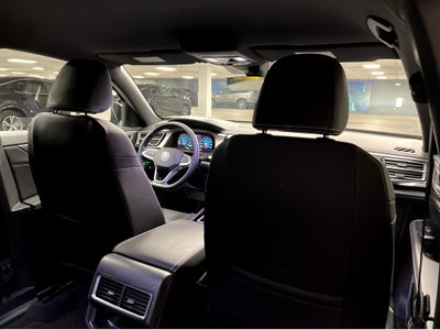 2025 Volkswagen Atlas Cross Sport 2.0T SE w/Technology