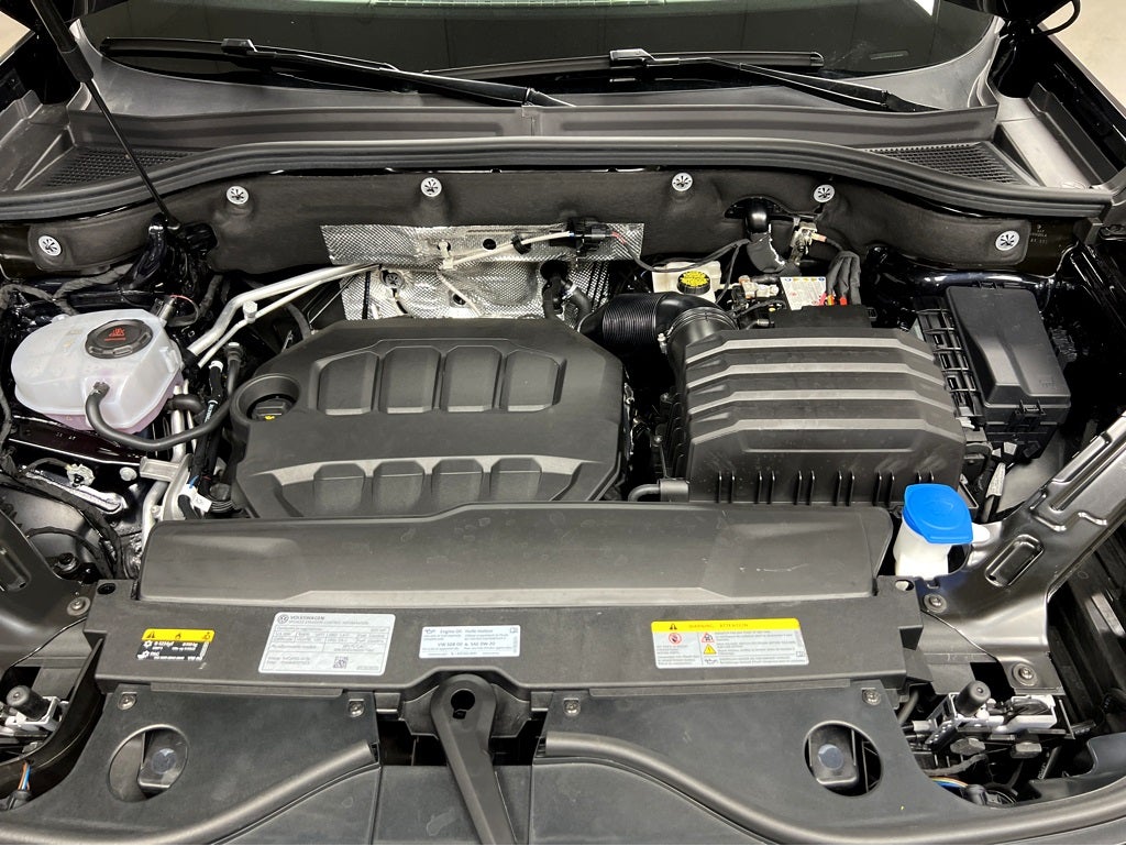 2025 Volkswagen Atlas Cross Sport 2.0T SE w/Technology