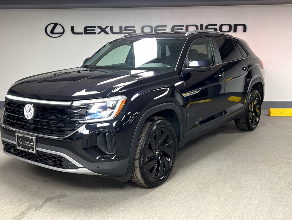 2025 Volkswagen Atlas Cross Sport 2.0T SE w/Technology