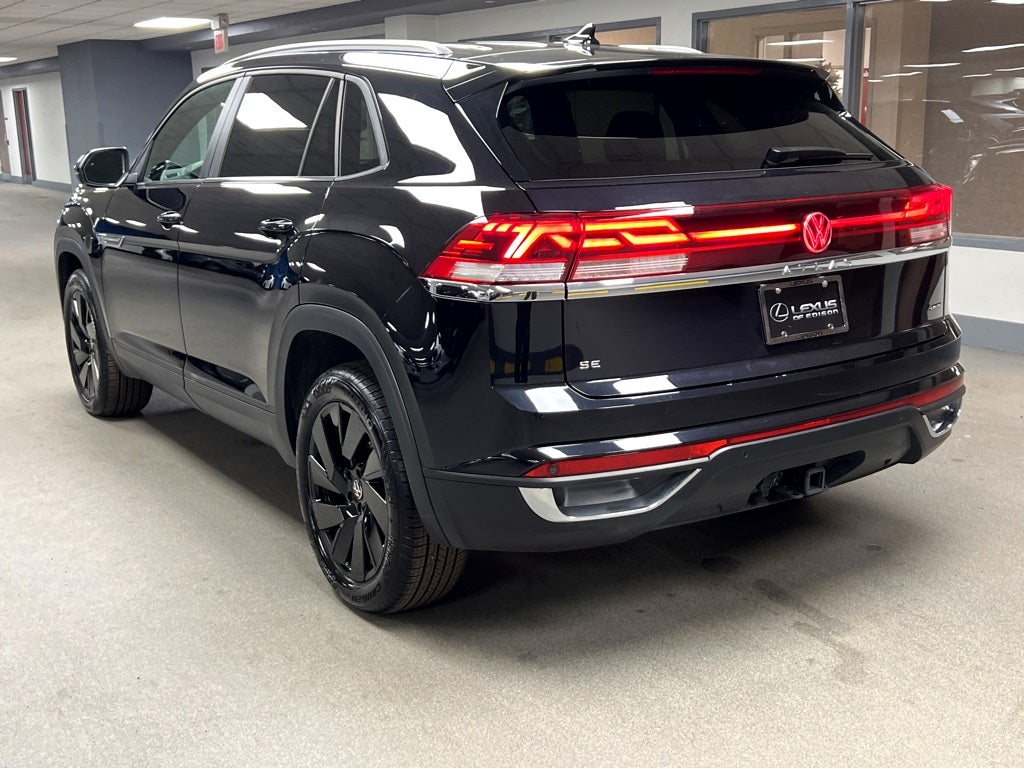 2025 Volkswagen Atlas Cross Sport 2.0T SE w/Technology