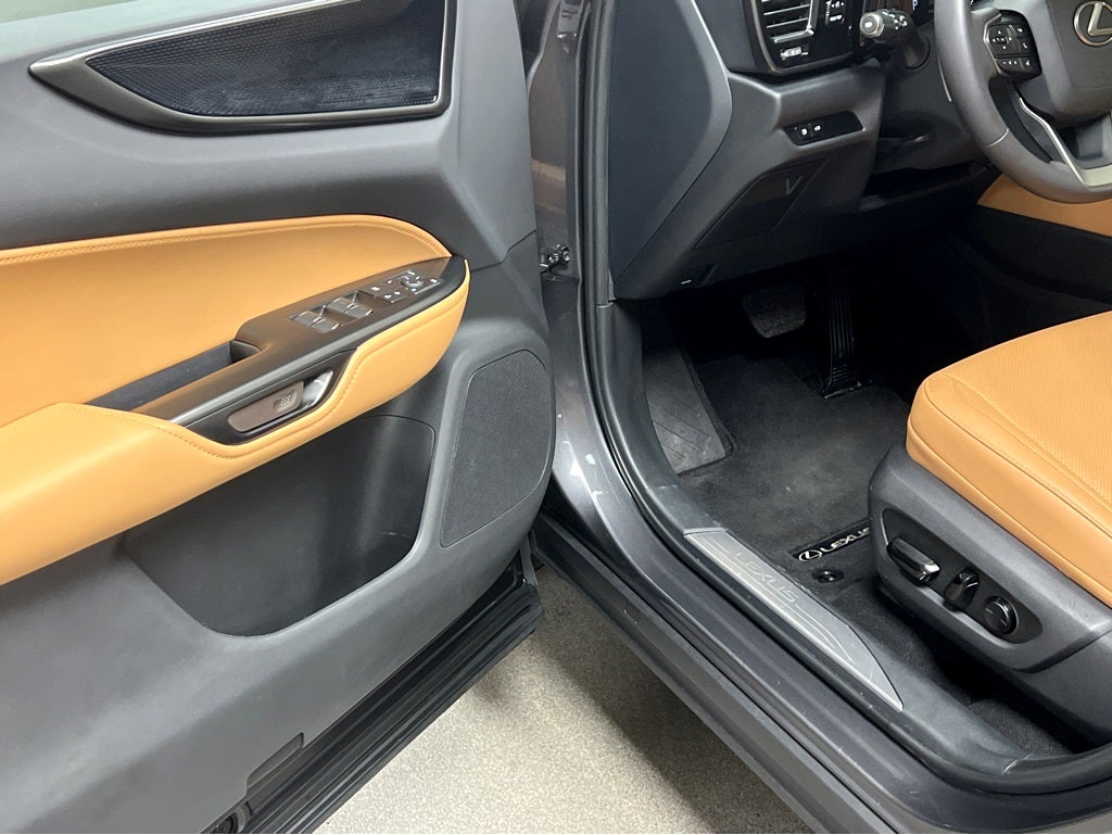 2025 Lexus NX 250 Base