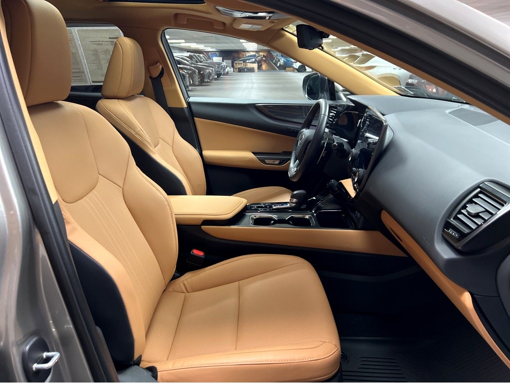 2025 Lexus NX 350 Premium