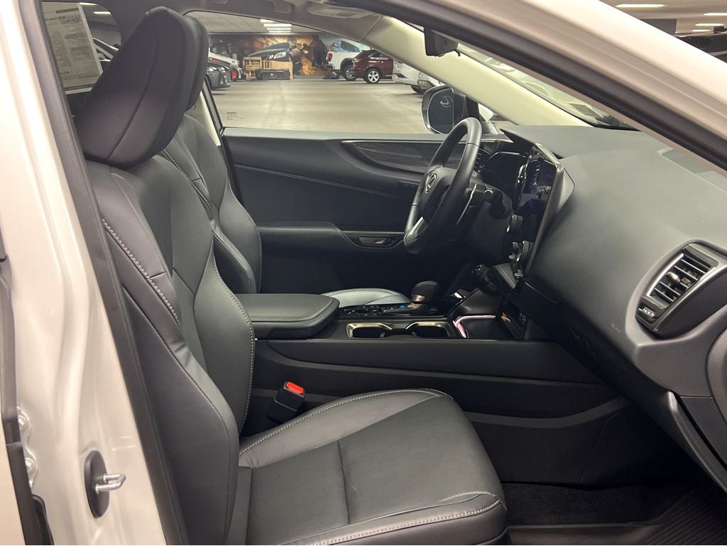 2025 Lexus NX 350 Premium