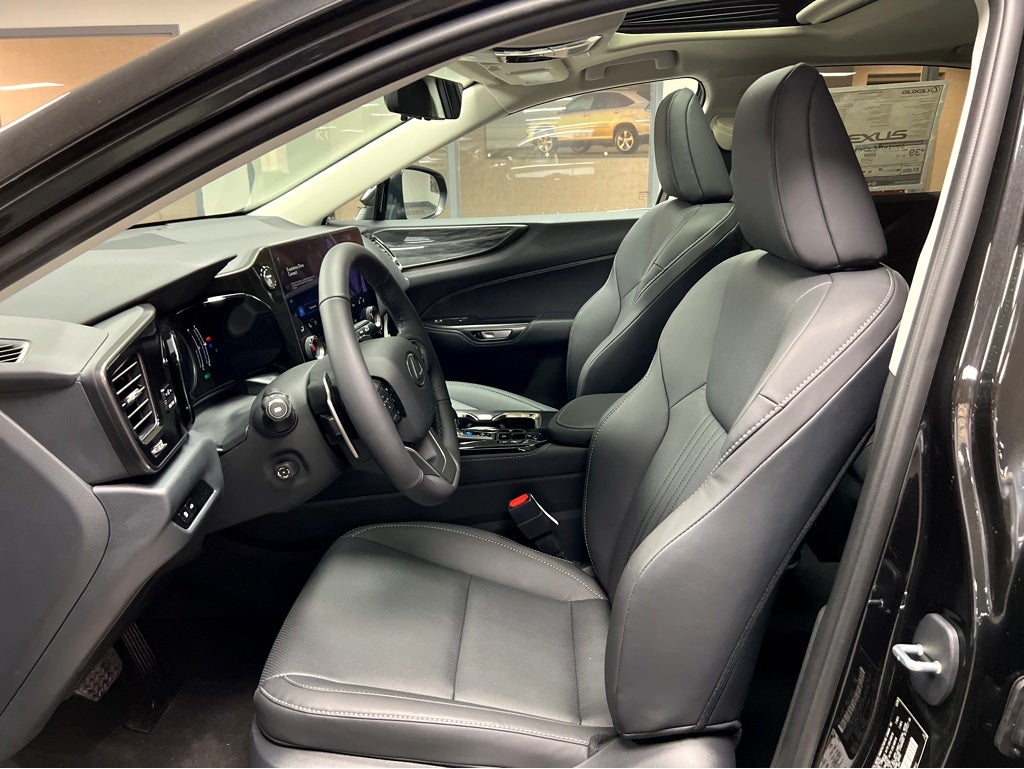 2026 Lexus NX 350h Premium