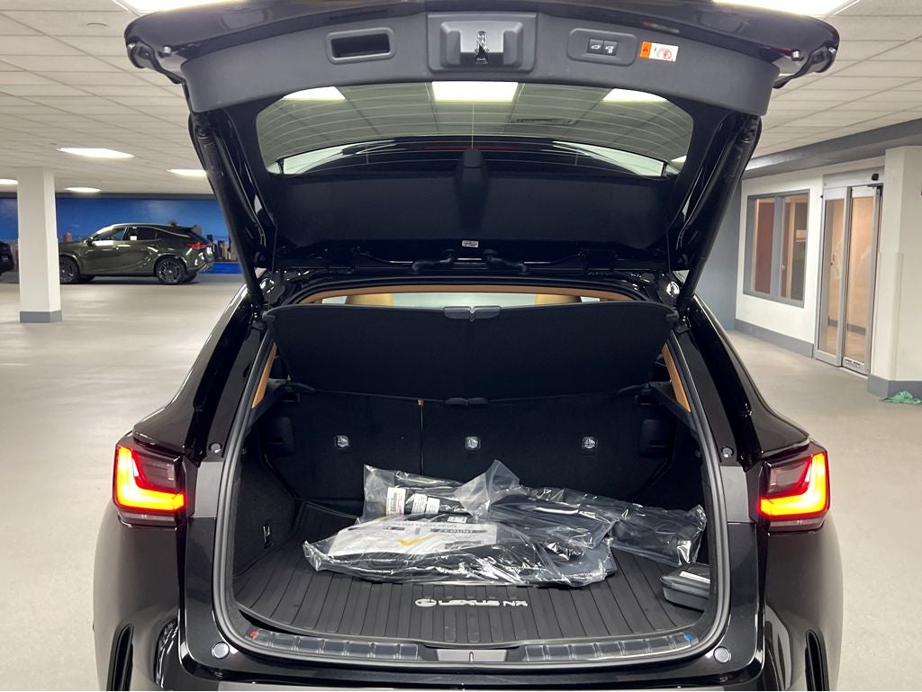 2026 Lexus NX 350h Premium