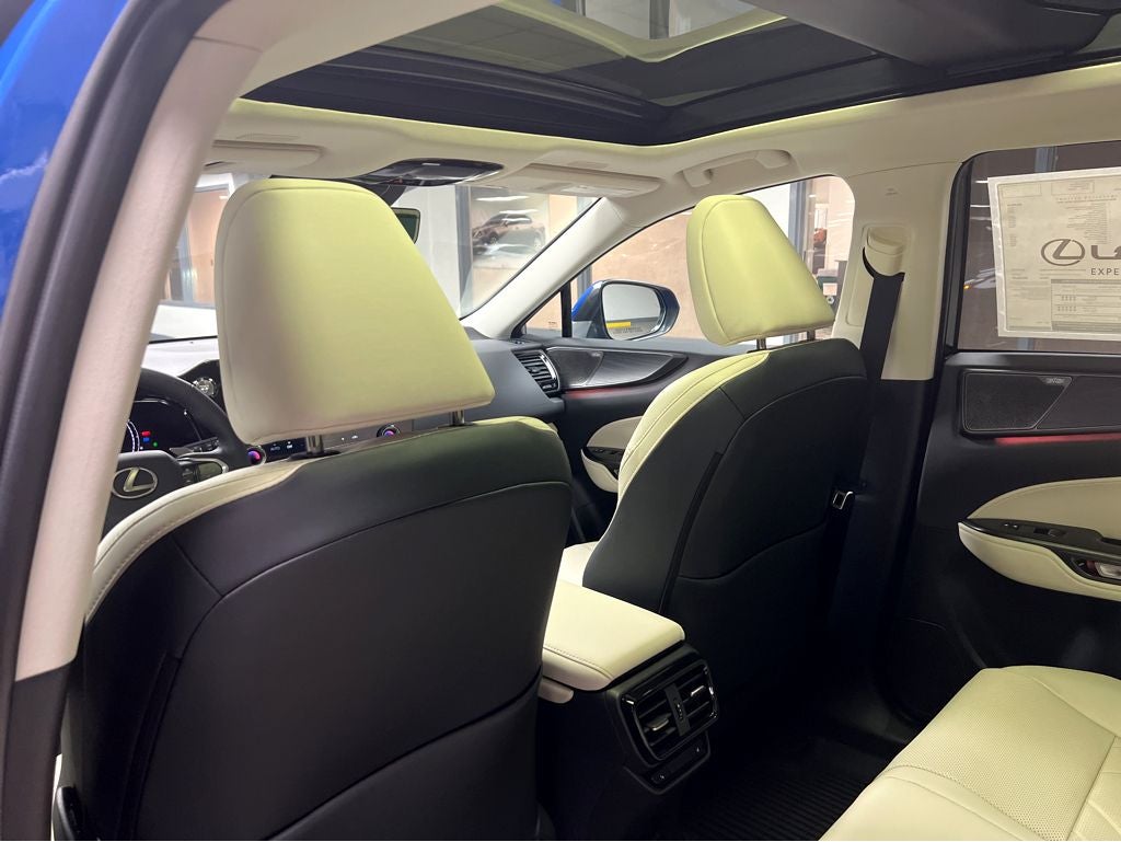 2026 Lexus NX 350h Luxury