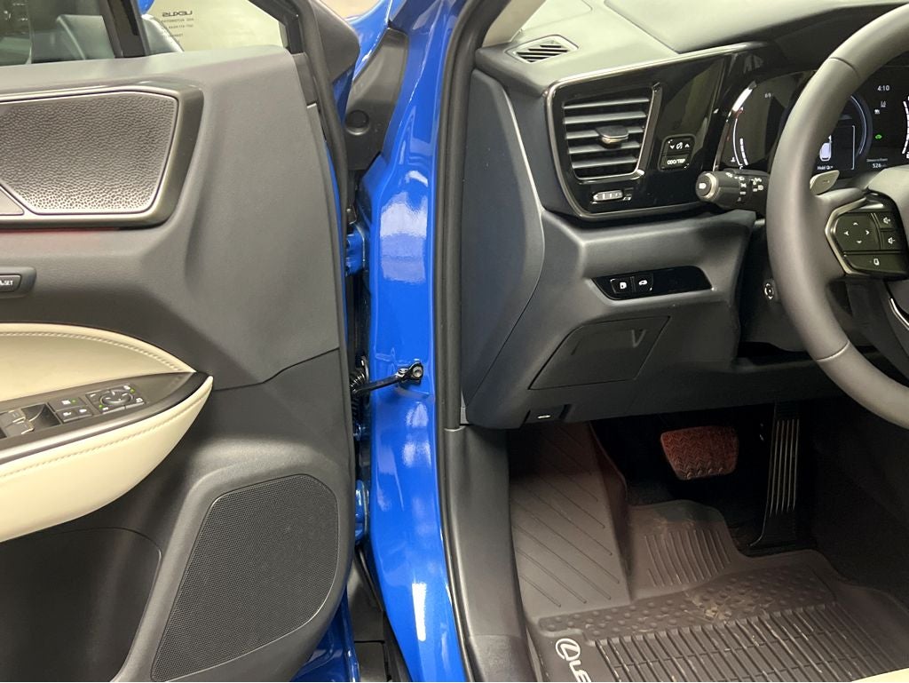 2026 Lexus NX 350h Luxury