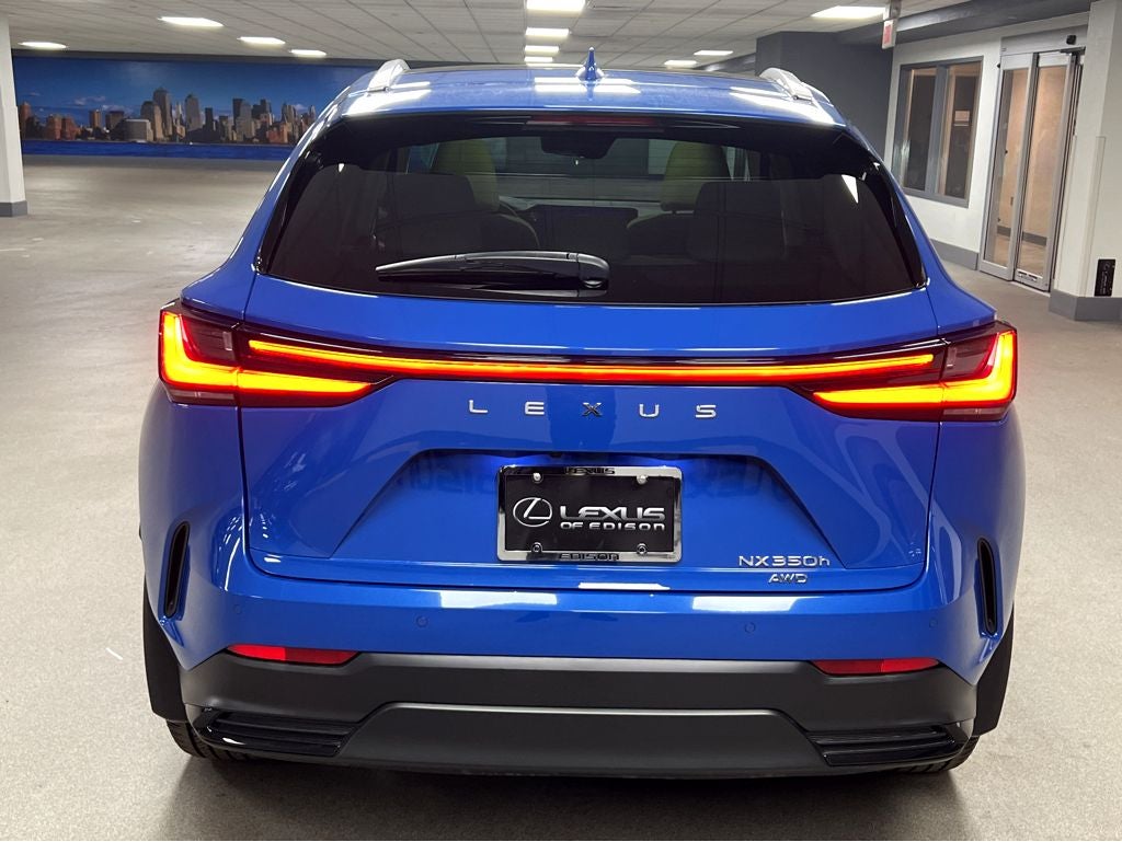 2026 Lexus NX 350h Luxury
