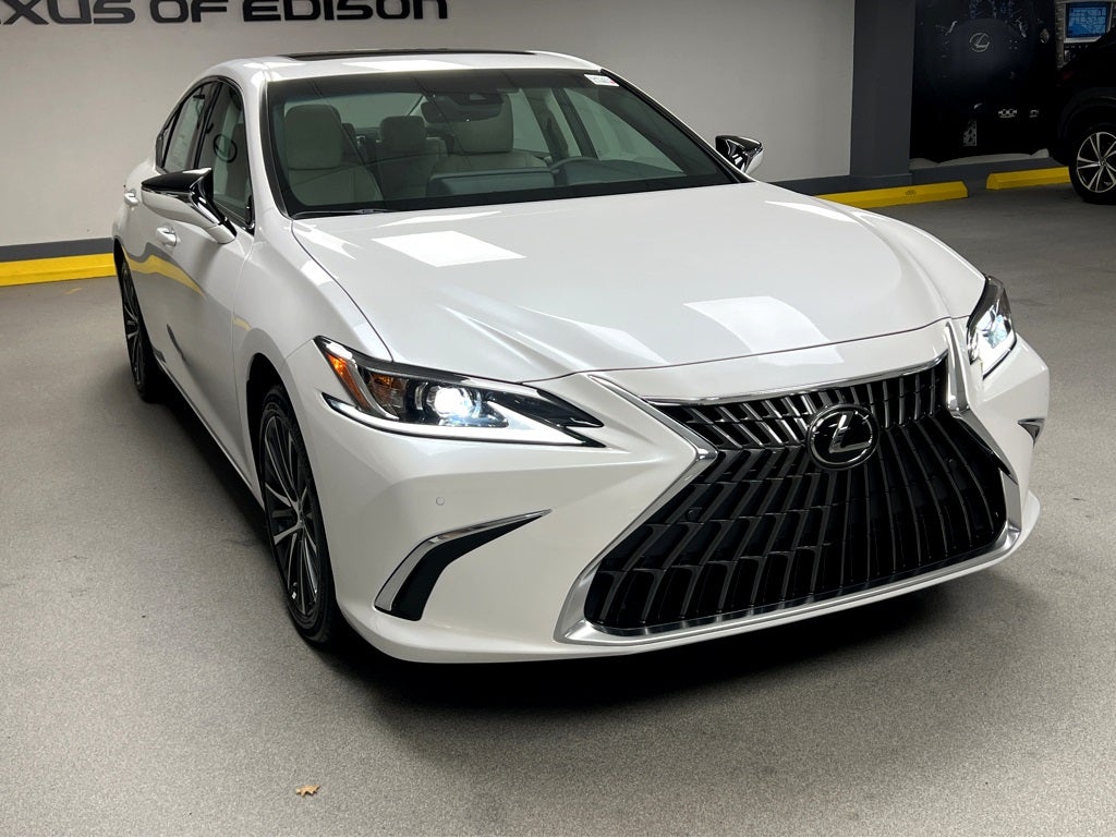 2025 Lexus ES 350