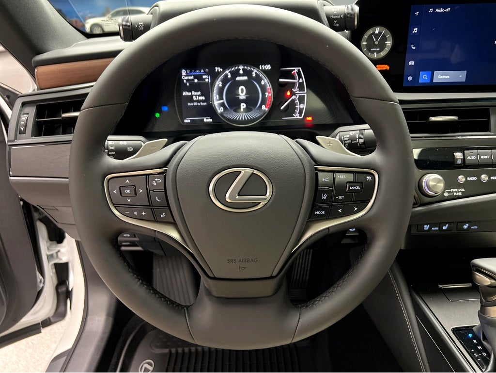 2025 Lexus ES 350