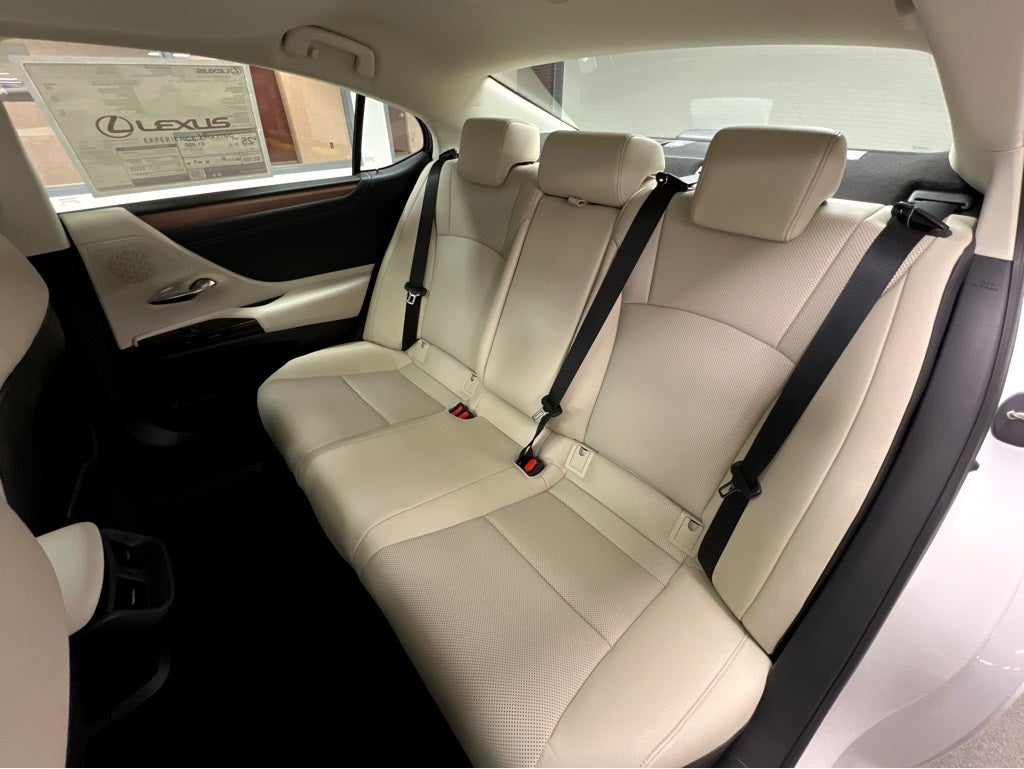 2025 Lexus ES 350