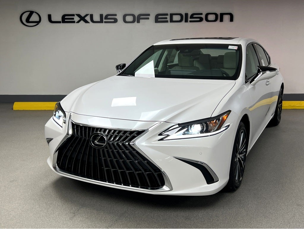 2025 Lexus ES 350