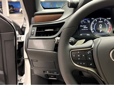2025 Lexus ES 350