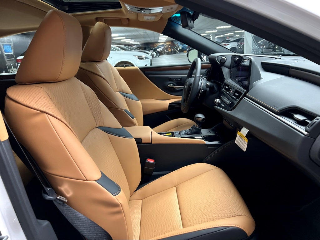 2025 Lexus ES 350