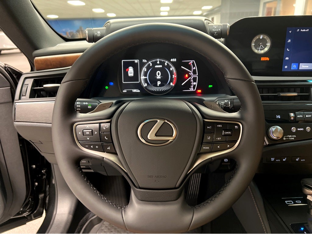2025 Lexus ES 350