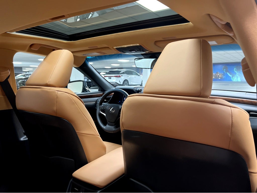 2025 Lexus ES 350