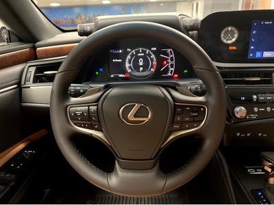 2025 Lexus ES 350