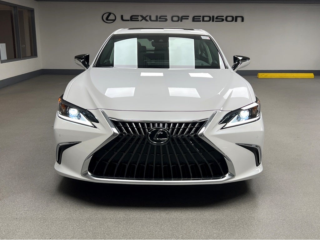 2025 Lexus ES 350