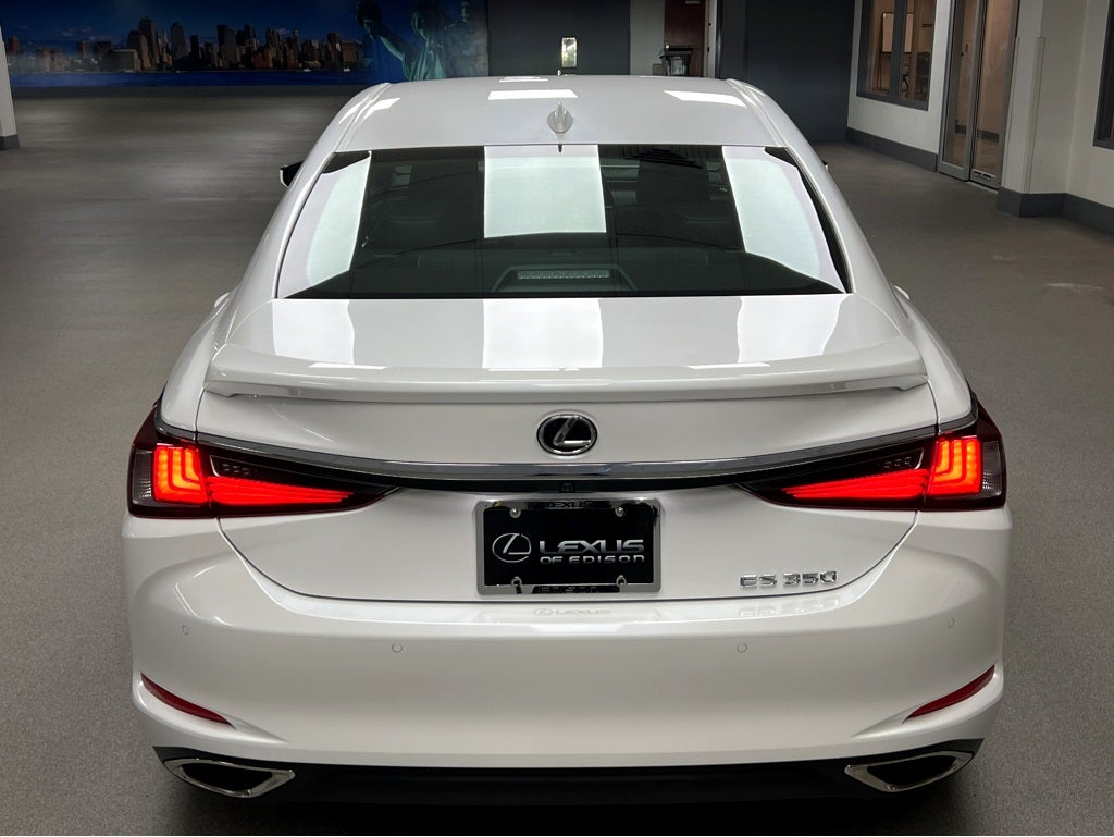 2025 Lexus ES 350