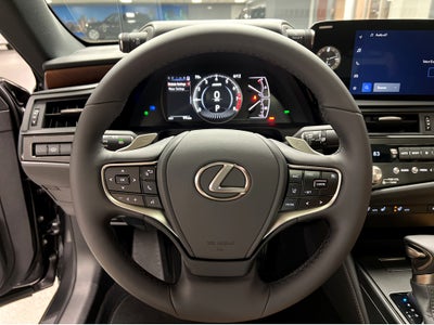 2025 Lexus ES 350