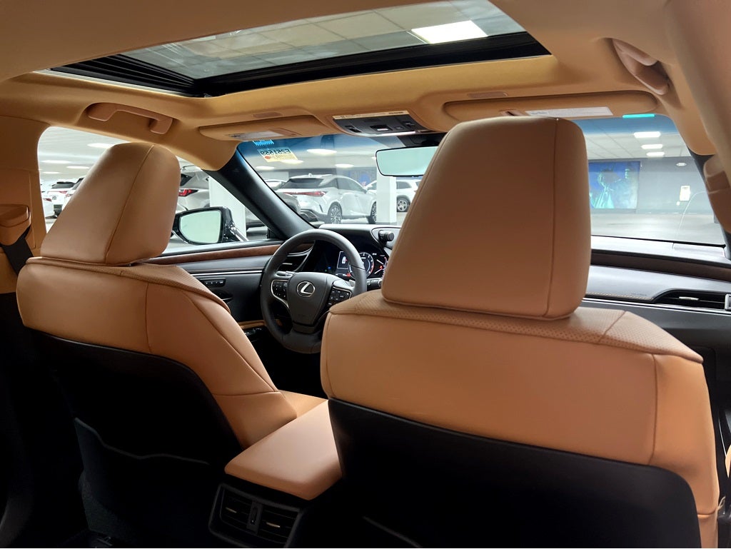 2025 Lexus ES 350