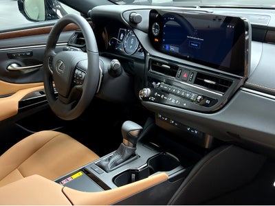 2025 Lexus ES 350
