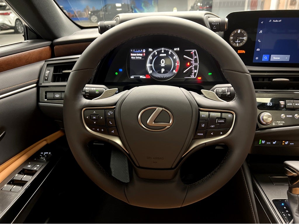 2025 Lexus ES 350