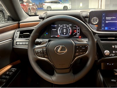 2025 Lexus ES 350