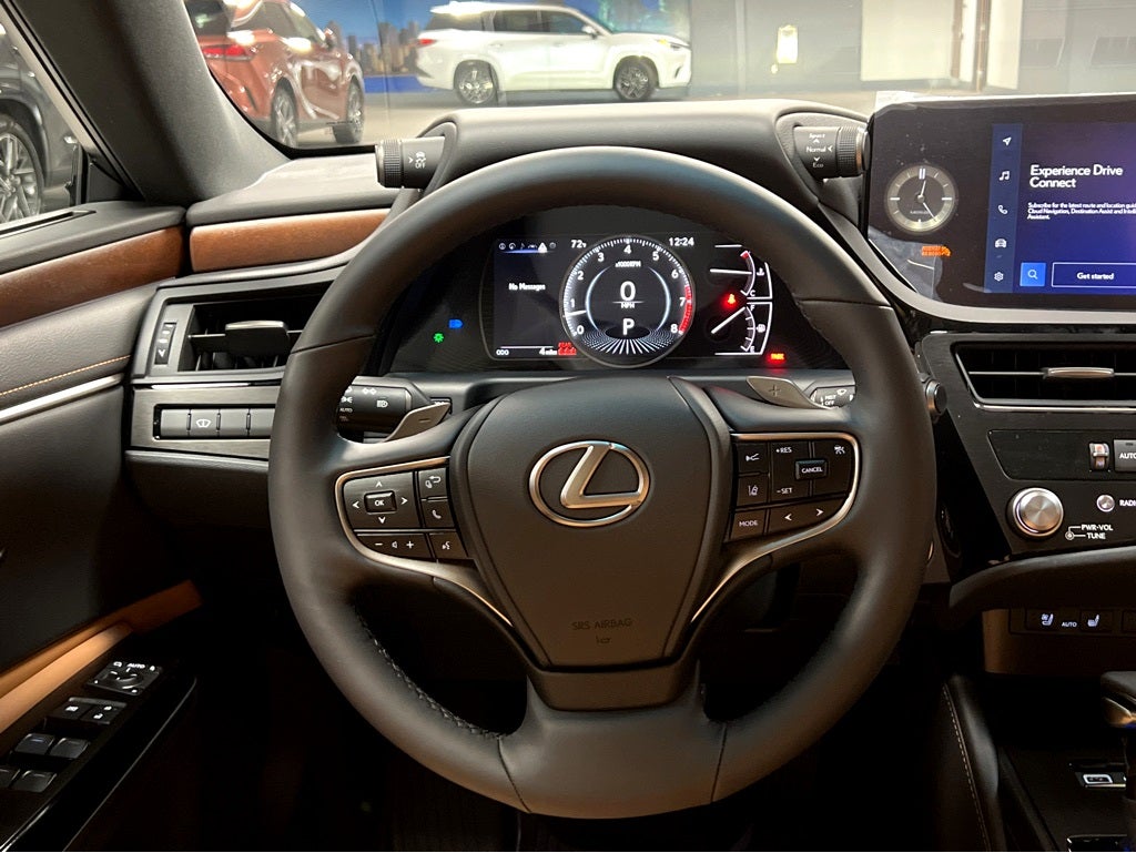 2025 Lexus ES 350