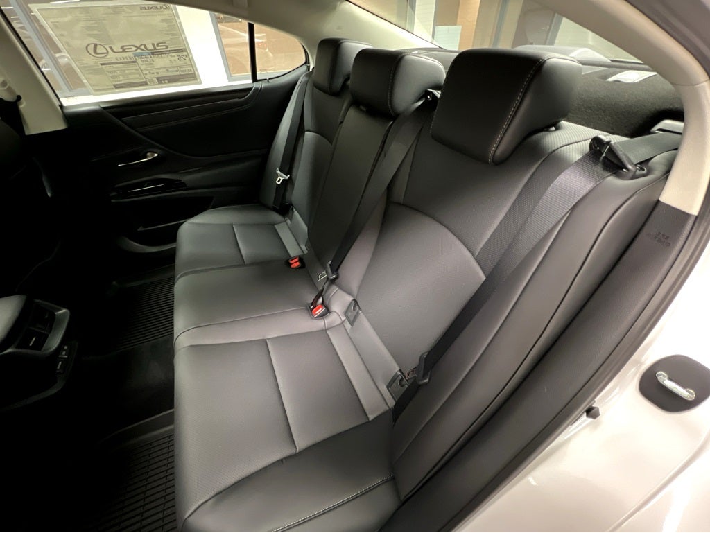 2025 Lexus ES 350