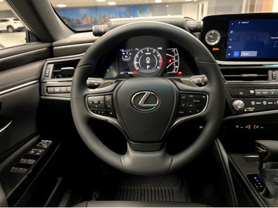 2025 Lexus ES 350