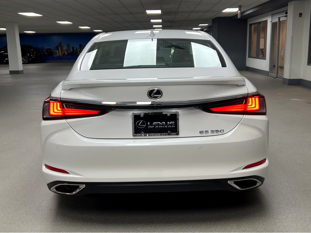 2025 Lexus ES 350