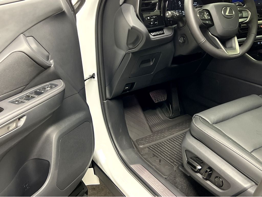 2026 Lexus TX 350 Luxury