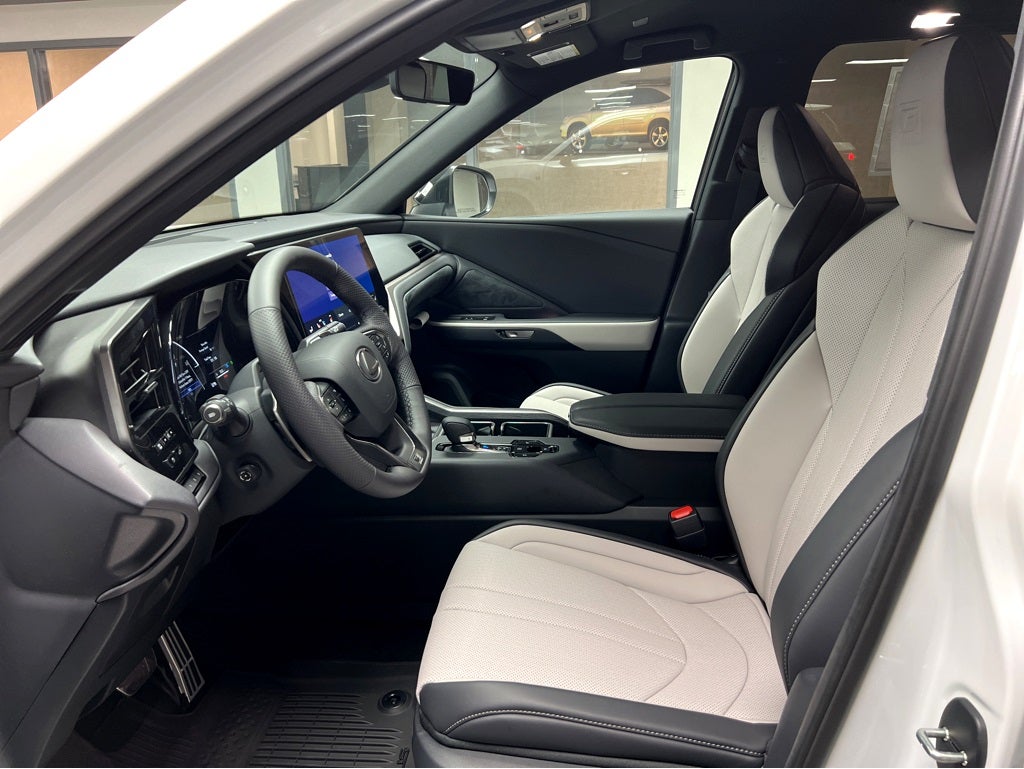 2026 Lexus TX 500h F SPORT Performance Premium