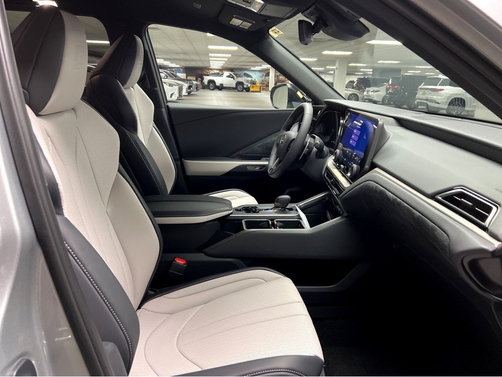 2026 Lexus TX 500h F SPORT Performance Premium