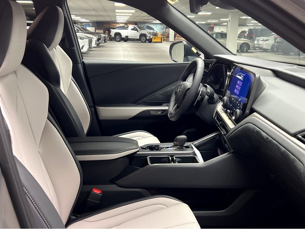 2026 Lexus TX 500h F SPORT Performance Premium