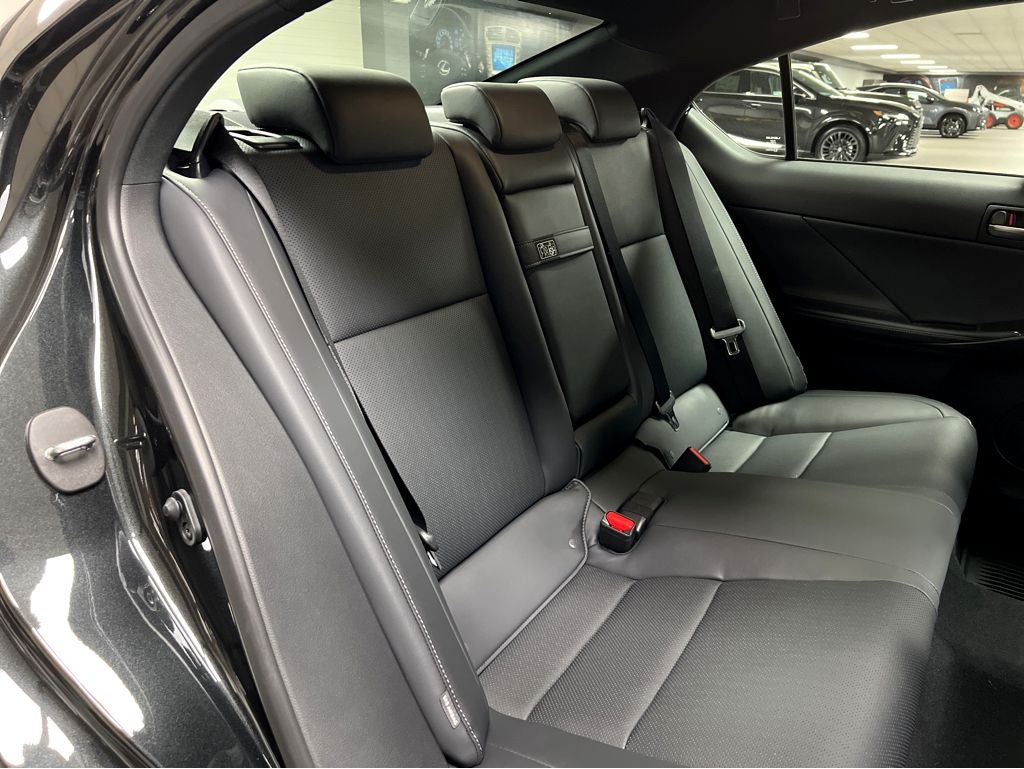 2026 Lexus IS 350 F SPORT Design