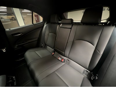 2024 Lexus UX 250h Premium