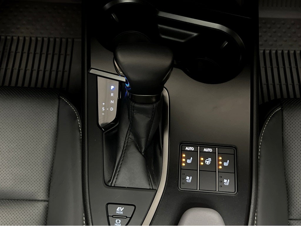 2024 Lexus UX 250h Premium