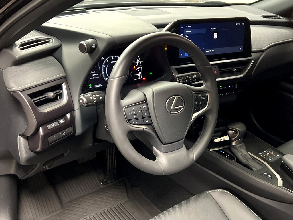 2024 Lexus UX 250h Premium