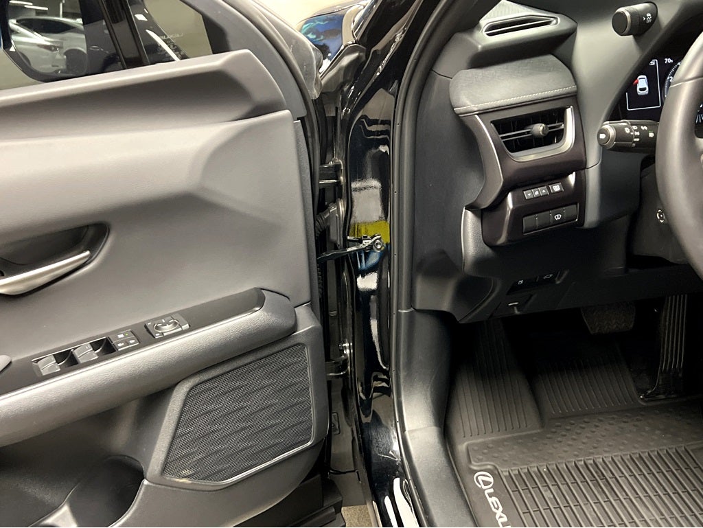 2024 Lexus UX 250h Premium