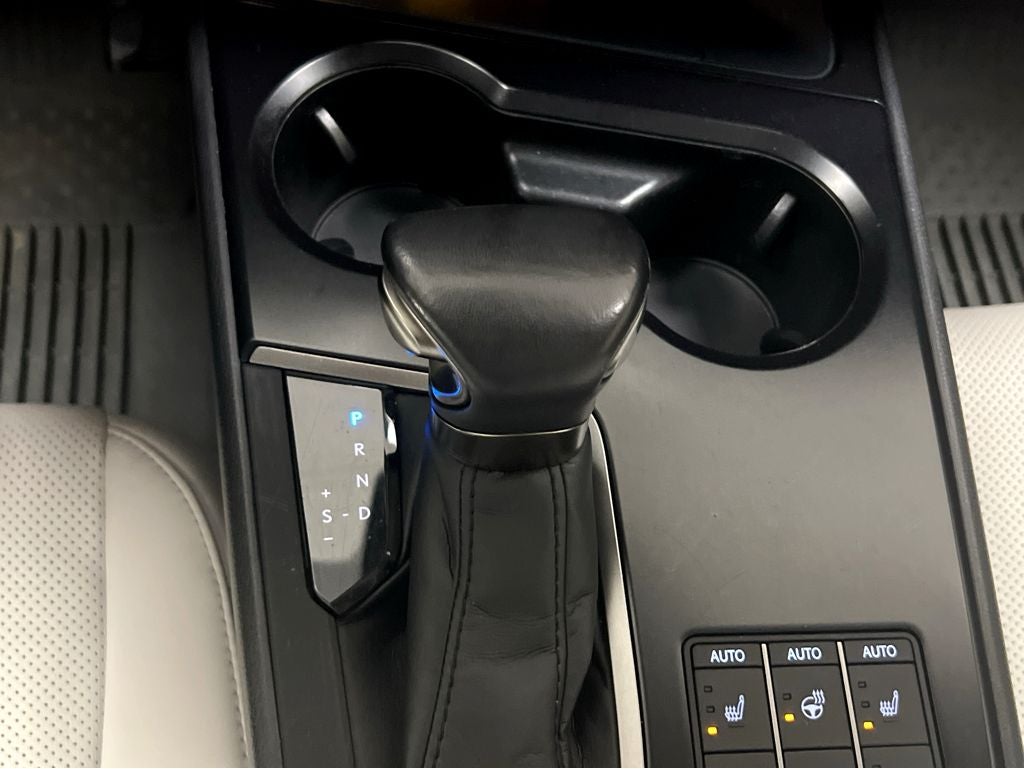 2024 Lexus UX 250h Premium