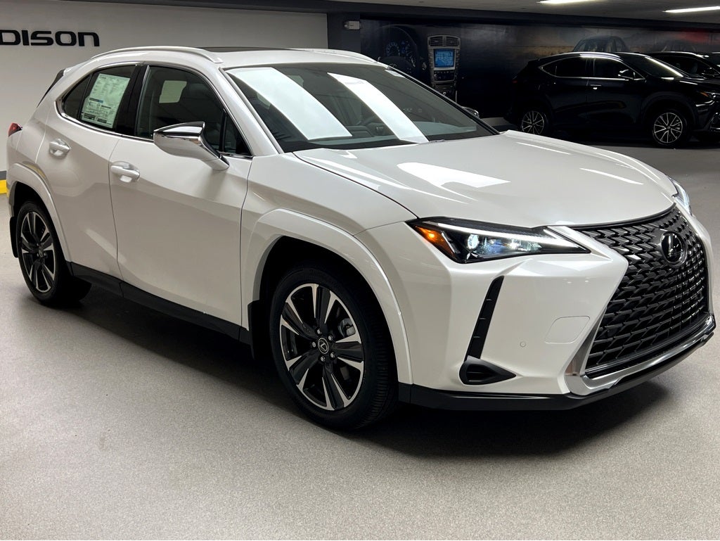 2025 Lexus UX 300h Premium