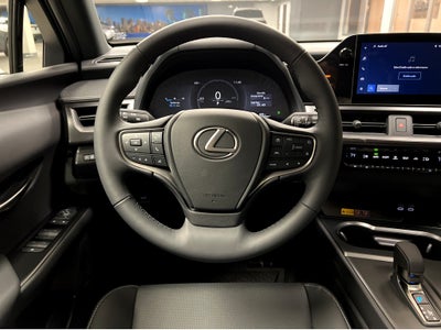 2025 Lexus UX 300h Premium