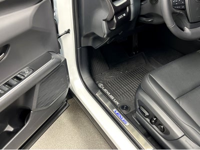 2025 Lexus UX 300h Premium