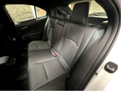 2025 Lexus UX 300h Premium