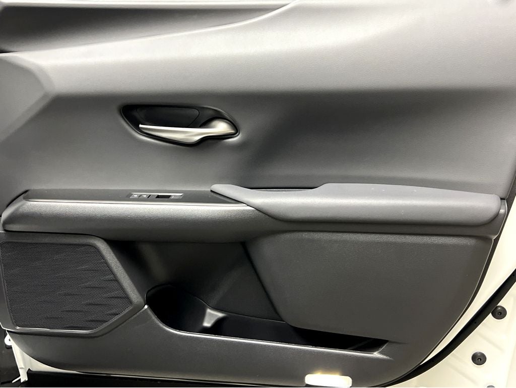 2025 Lexus UX 300h Premium