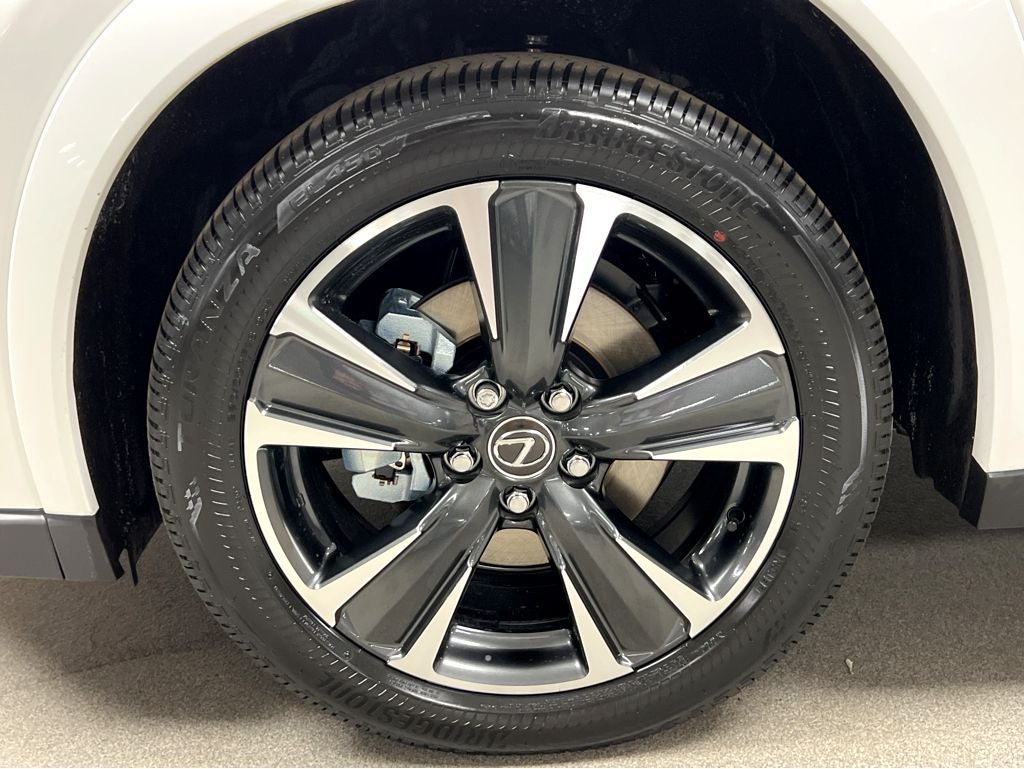 2025 Lexus UX 300h Premium