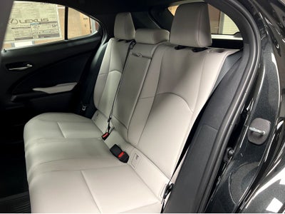 2026 Lexus UX 300h Premium