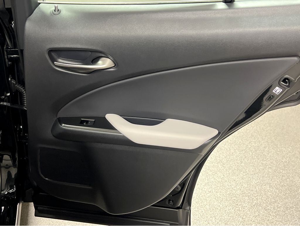 2026 Lexus UX 300h Premium